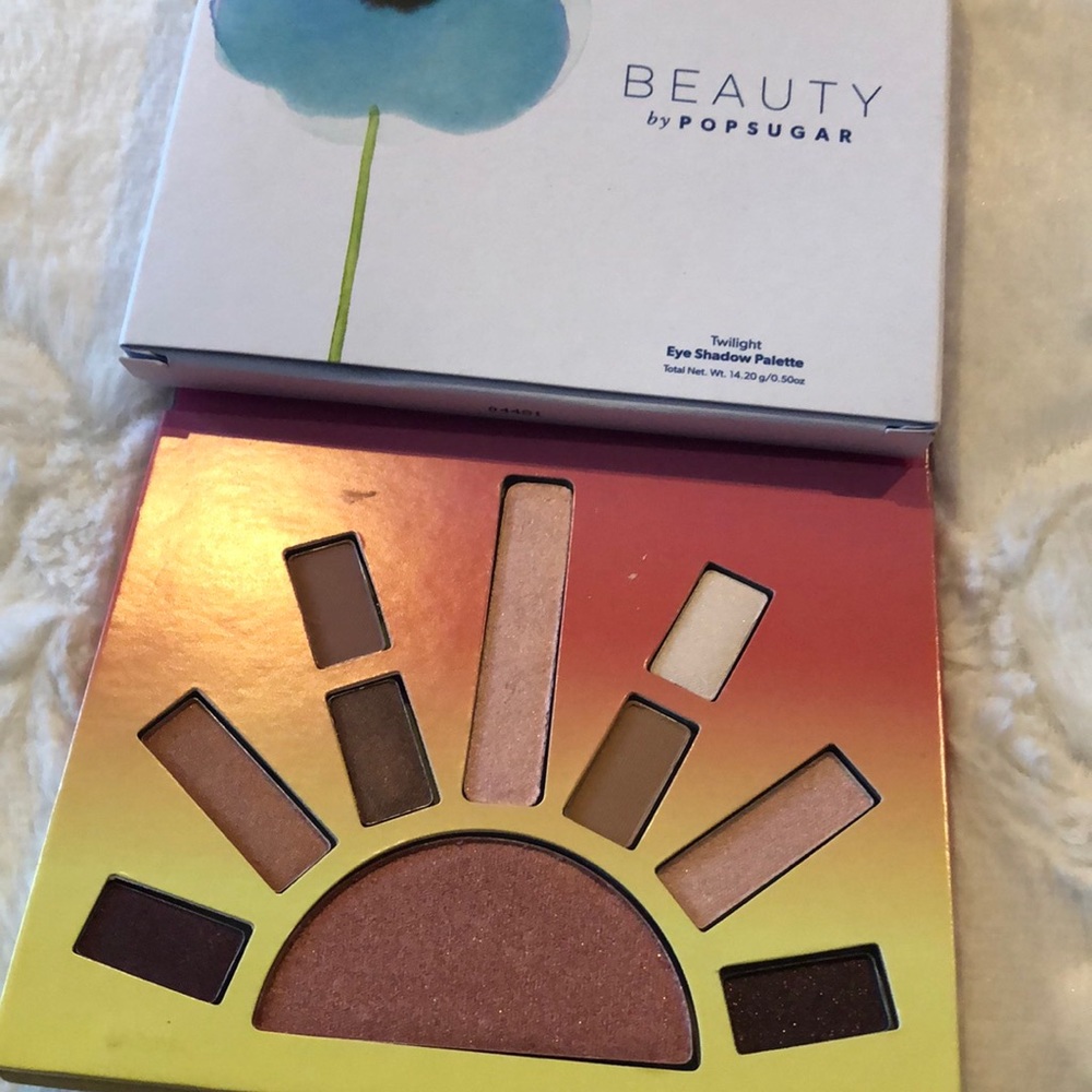 NIB PopSugar Eye Shadow Palette in Twilight
